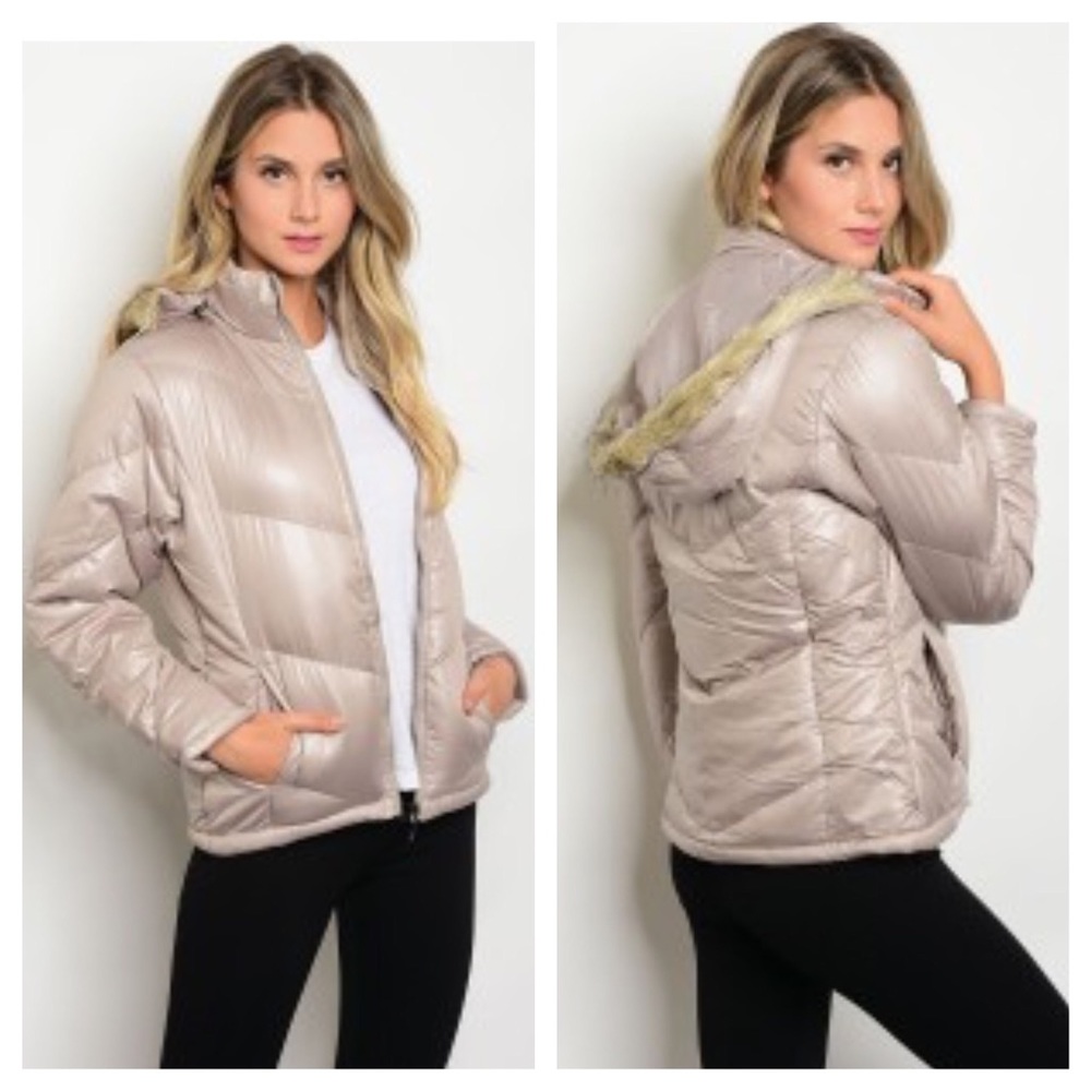 ✨HP✨PUFFER JACKET WITH DETACHABLE FUR TRIMMED HOOD - Picture 3 of 6